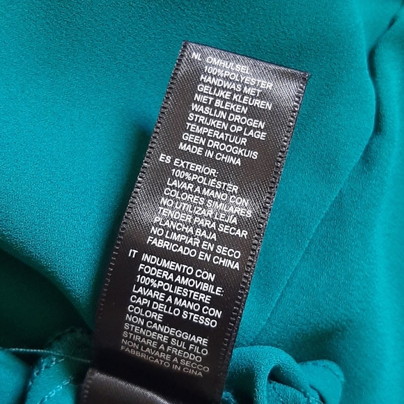 Love2 Green Long Sleeves Top - Picture 9 of 10